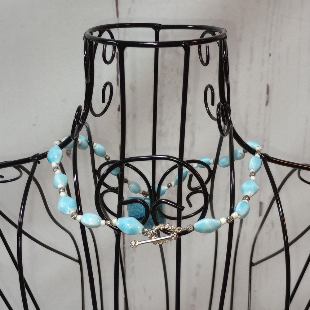Blue Flower Ceramic Bead Necklace - Picture 8 of 14